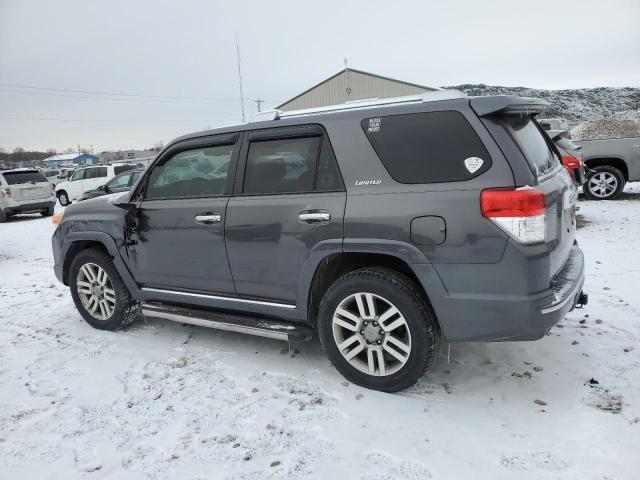 JTEBU5JR2B5066929 - 2011 TOYOTA 4RUNNER SR5 GRAY photo 2