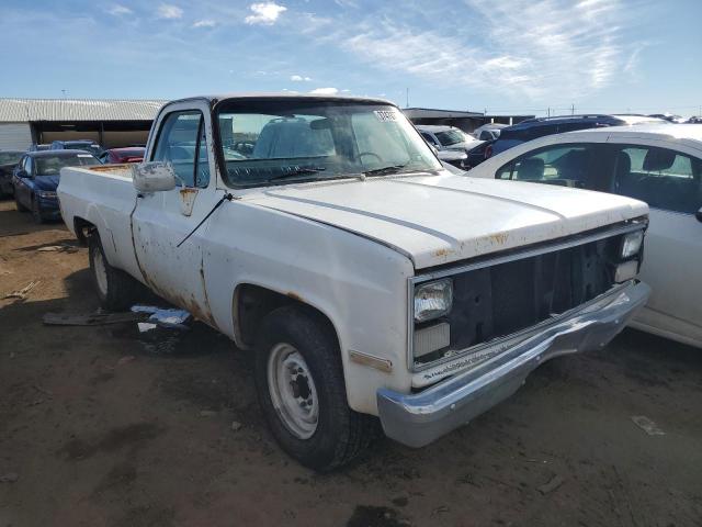 1GCFC24H8DJ133196 - 1983 CHEVROLET C20 WHITE photo 4