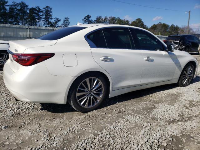 JN1EV7AP3JM362168 - 2018 INFINITI Q50 LUXE WHITE photo 3