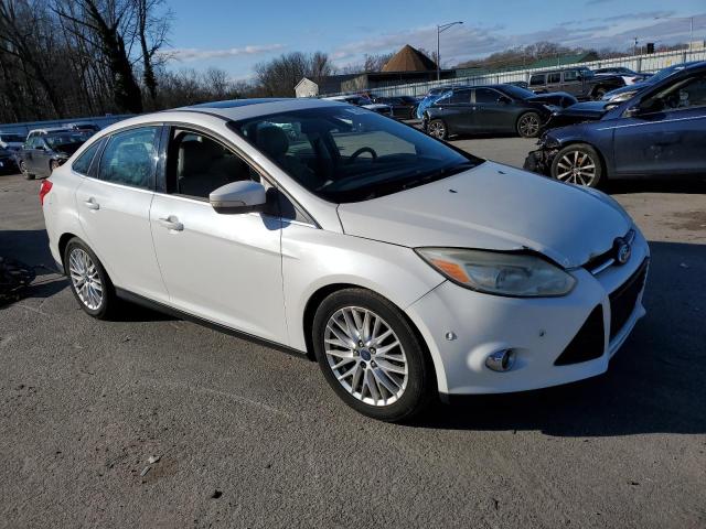 1FAHP3H2XCL445036 - 2012 FORD FOCUS SEL WHITE photo 4