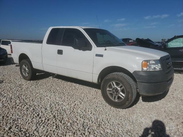 1FTRX12W35NA20473 - 2005 FORD F150 WHITE photo 4