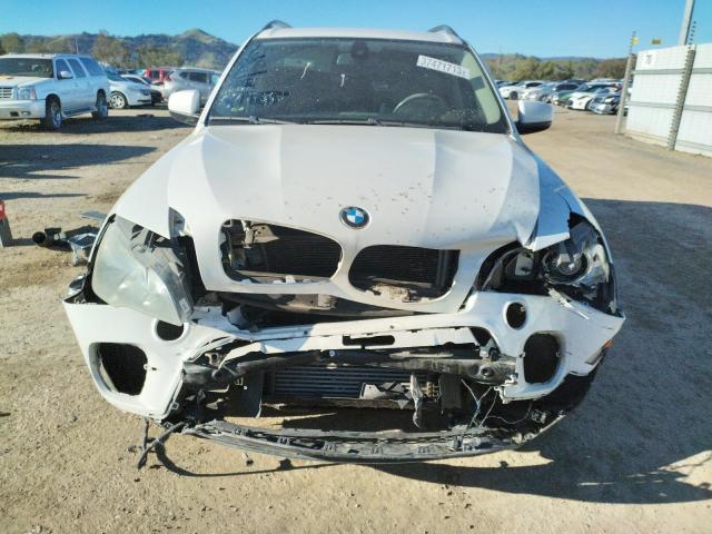 5UXZV4C57CL752786 - 2012 BMW X5 XDRIVE35I WHITE photo 5