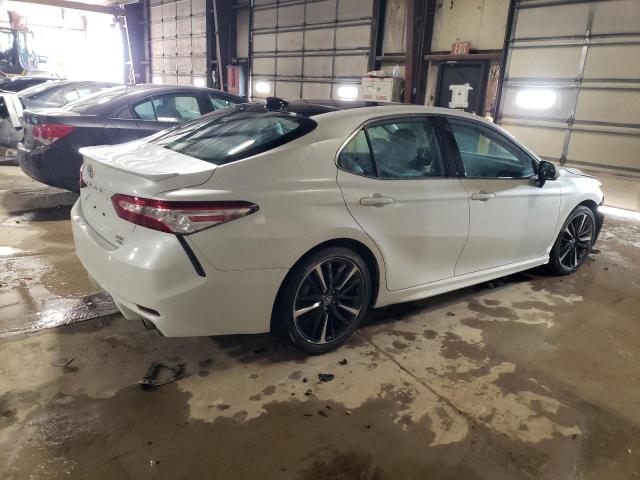 4T1K61BK1LU010198 - 2020 TOYOTA CAMRY XSE WHITE photo 3