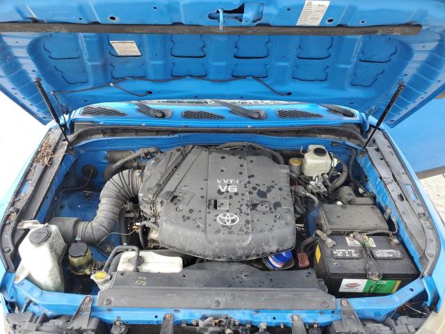 JTEBU11F670013041 - 2007 TOYOTA FJ CRUISER BLUE photo 11