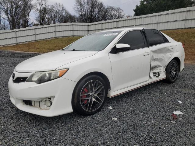 4T1BF1FK3EU740157 - 2014 TOYOTA CAMRY L WHITE photo 1