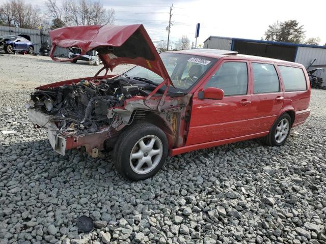 YV1LW5574W2518473 - 1998 VOLVO V70 RED photo 1