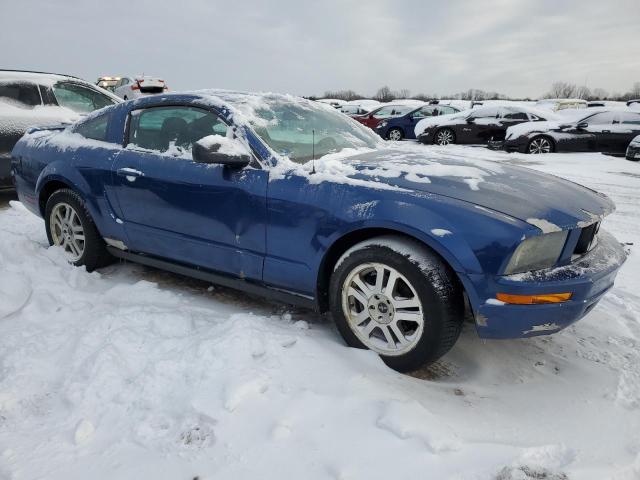 1ZVFT80N665232316 - 2006 FORD MUSTANG BLUE photo 4