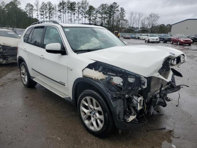 5UXZV4C58D0G55652 - 2013 BMW X5 XDRIVE35I WHITE photo 4