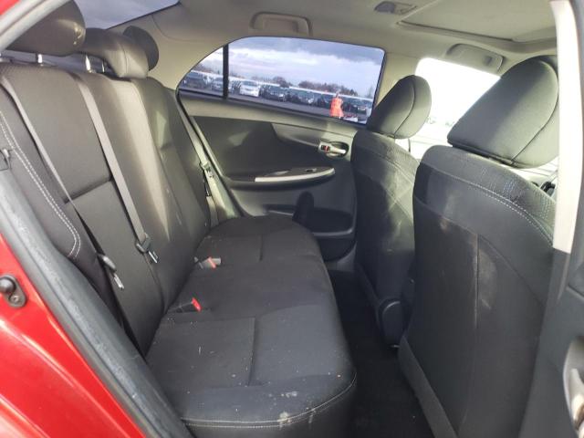 5YFBU4EE9DP074912 - 2013 TOYOTA COROLLA BASE RED photo 10