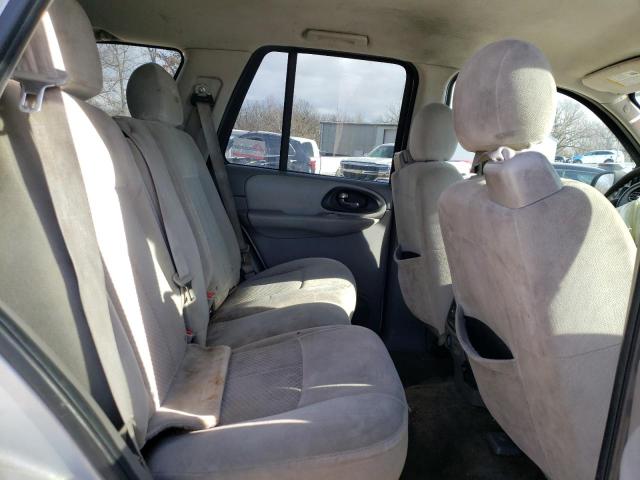 1GNDT13S772254094 - 2007 CHEVROLET TRAILBLAZE LS SILVER photo 10