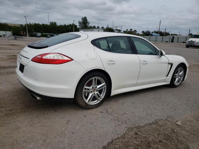 WP0AA2A78BL013637 - 2011 PORSCHE PANAMERA 2 WHITE photo 3