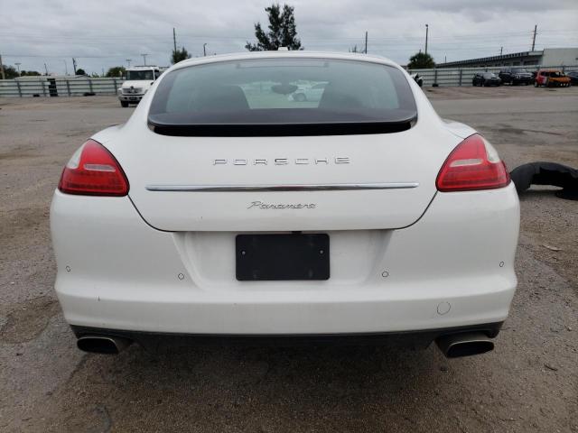 WP0AA2A78BL013637 - 2011 PORSCHE PANAMERA 2 WHITE photo 6