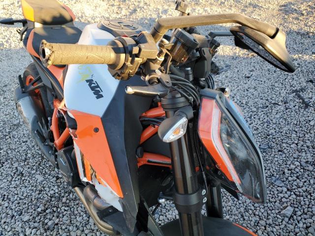 VBKV39408NM952531 - 2022 KTM 1290 SUPER DUKE R ORANGE photo 10