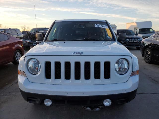 1C4NJPBAXGD693177 - 2016 JEEP PATRIOT SPORT WHITE photo 5