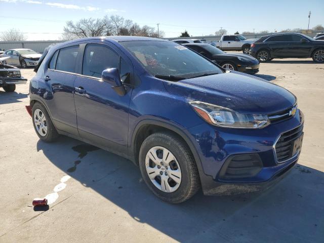 3GNCJKSB7HL210962 - 2017 CHEVROLET TRAX LS BLUE photo 4