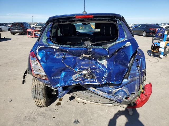 3GNCJKSB7HL210962 - 2017 CHEVROLET TRAX LS BLUE photo 6