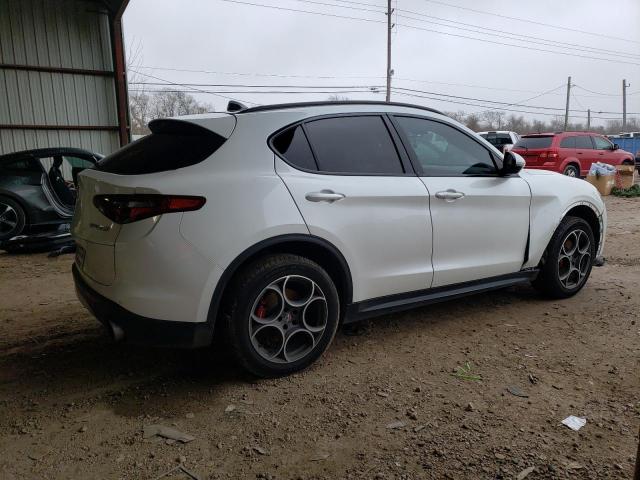 ZASFAKNN7J7B76633 - 2018 ALFA ROMEO STELVIO TI SPORT WHITE photo 3
