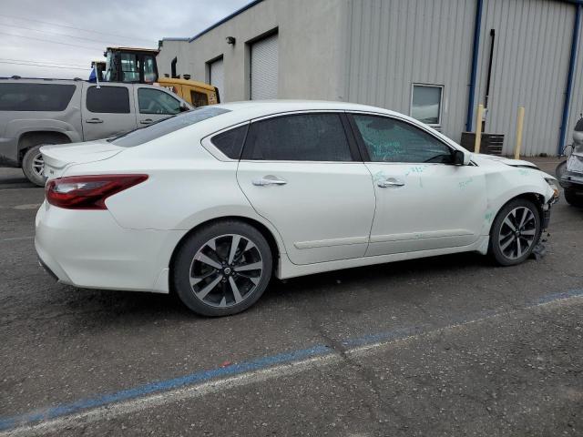 1N4AL3AP4JC277393 - 2018 NISSAN ALTIMA 2.5 WHITE photo 3