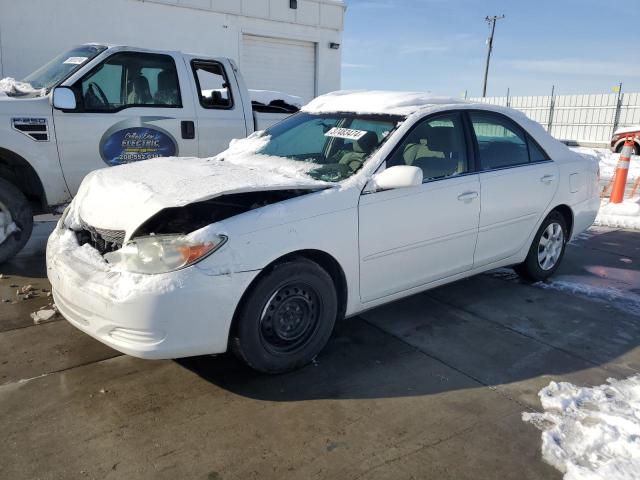 4T1BE32K04U361796 - 2004 TOYOTA CAMRY LE WHITE photo 1