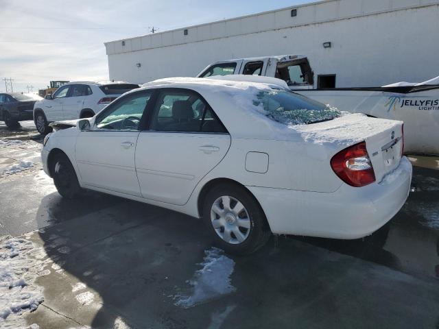 4T1BE32K04U361796 - 2004 TOYOTA CAMRY LE WHITE photo 2