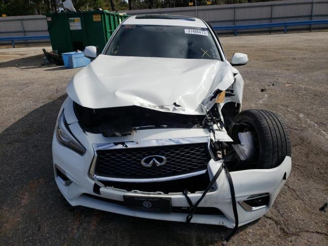 JN1EV7AP0JM590256 - 2018 INFINITI Q50 LUXE WHITE photo 5