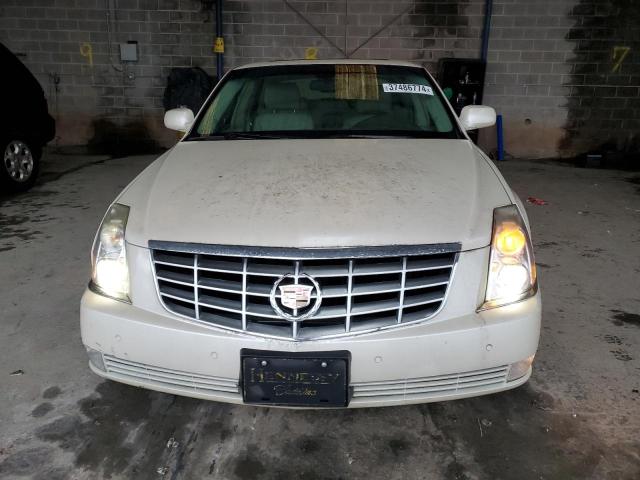 1G6KD5E63BU137861 - 2011 CADILLAC DTS LUXURY COLLECTION WHITE photo 5