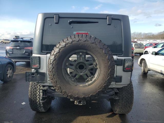 1C4AJWAG0DL684861 - 2013 JEEP WRANGLER SPORT GRAY photo 6