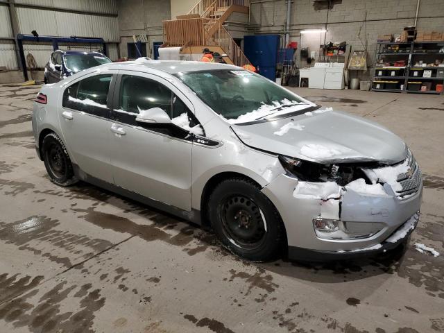 1G1RA6E4XFU110907 - 2015 CHEVROLET VOLT GRAY photo 4