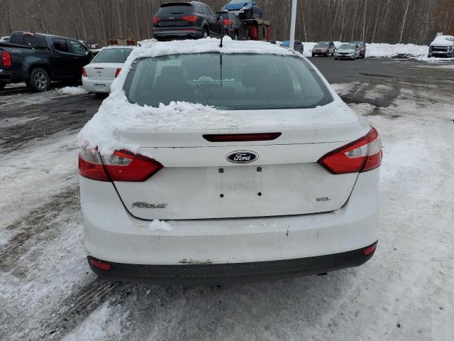 1FAHP3H27CL213252 - 2012 FORD FOCUS SEL WHITE photo 6