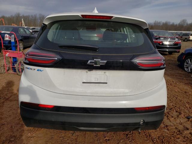 1G1FW6S05N4128283 - 2022 CHEVROLET BOLT EV 1LT WHITE photo 6