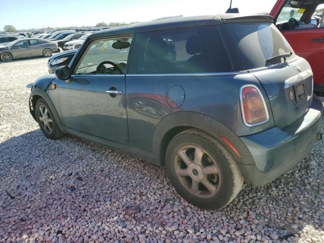 WMWMF3C51ATZ23643 - 2010 MINI COOPER BLUE photo 2