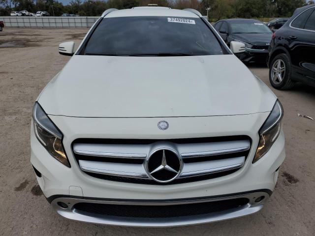 WDCTG4EB4HJ353805 - 2017 MERCEDES-BENZ GLA 250 WHITE photo 5