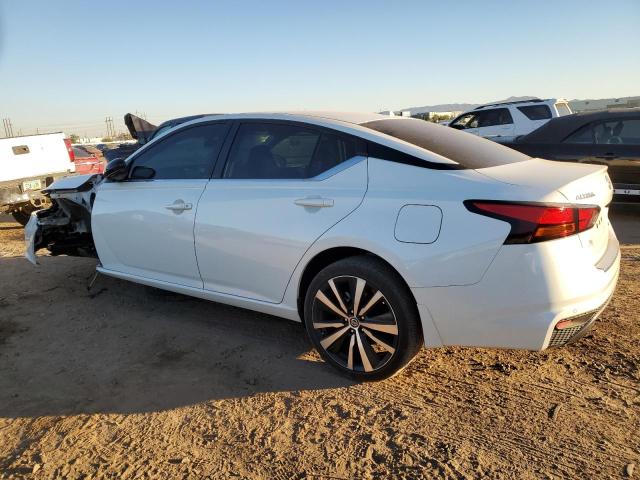 1N4AL4CV1MN370236 - 2021 NISSAN ALTIMA SR WHITE photo 2