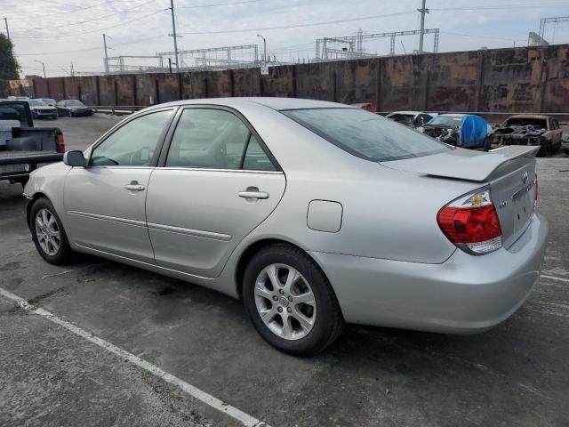 4T1BF30K86U111001 - 2006 TOYOTA CAMRY LE SILVER photo 2