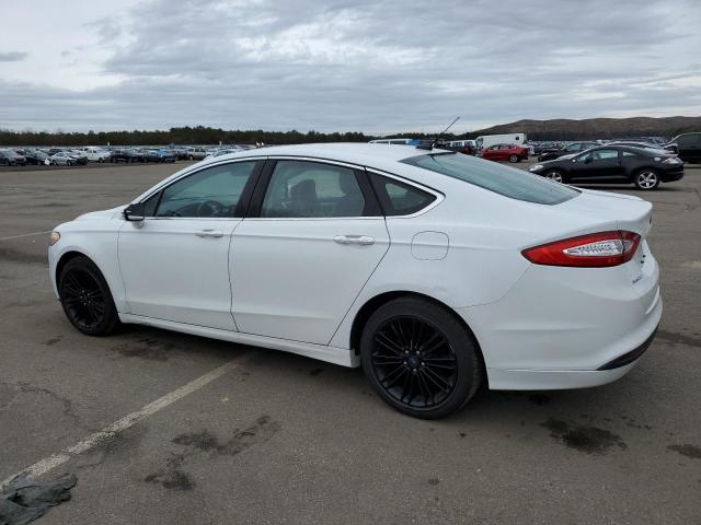 3FA6P0HD1GR109838 - 2016 FORD FUSION SE WHITE photo 2