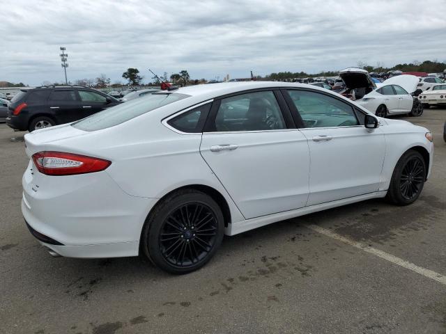 3FA6P0HD1GR109838 - 2016 FORD FUSION SE WHITE photo 3