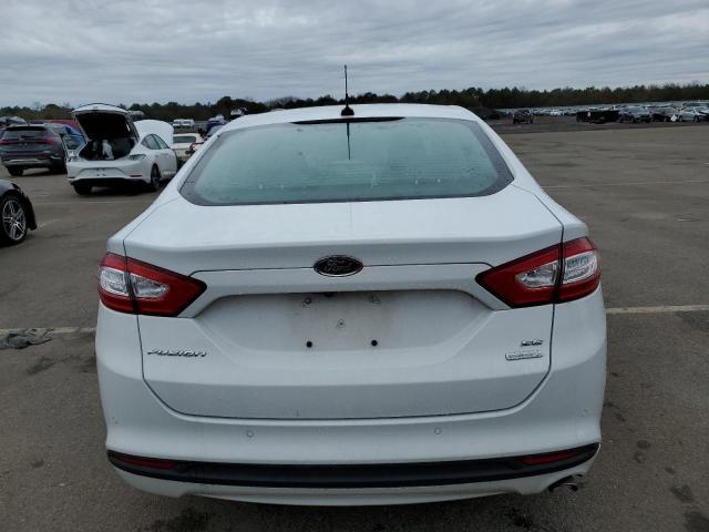 3FA6P0HD1GR109838 - 2016 FORD FUSION SE WHITE photo 6