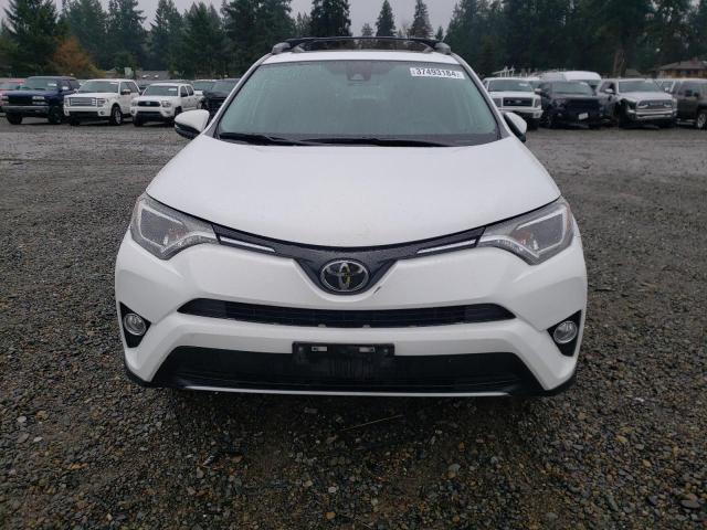 2T3RFREV2HW663088 - 2017 TOYOTA RAV4 XLE WHITE photo 5