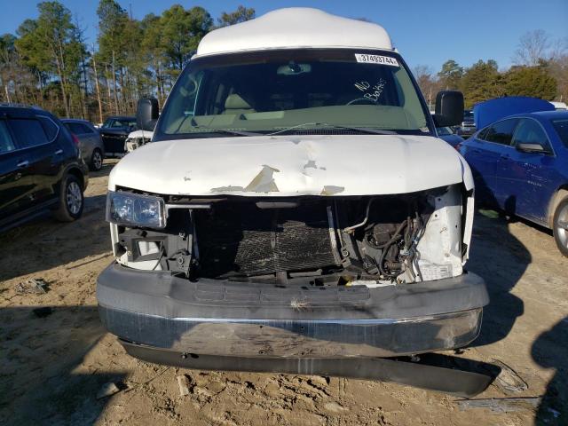 1GBFG15T541154657 - 2004 CHEVROLET EXPRESS G1 WHITE photo 5