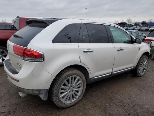 2LMDJ8JK2FBL20926 - 2015 LINCOLN MKX WHITE photo 3