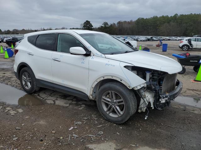 5NMZT3LB5JH068714 - 2018 HYUNDAI SANTA FE S WHITE photo 4