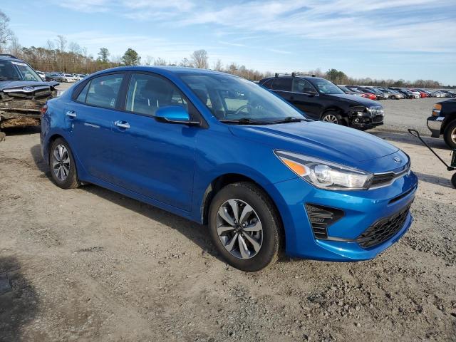 3KPA24AD4ME382375 - 2021 KIA RIO LX BLUE photo 4