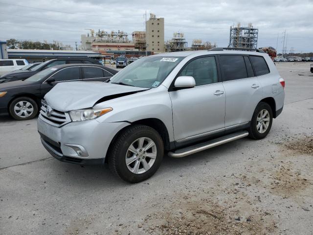 5TDZK3EH0CS061268 - 2012 TOYOTA HIGHLANDER BASE SILVER photo 1