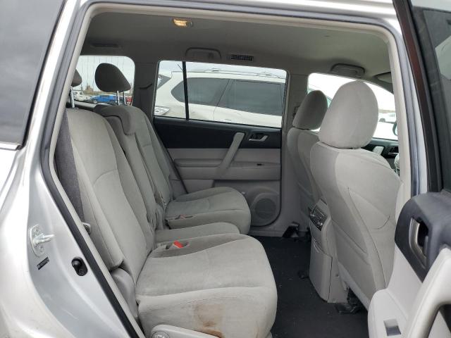 5TDZK3EH0CS061268 - 2012 TOYOTA HIGHLANDER BASE فضي صورة 11