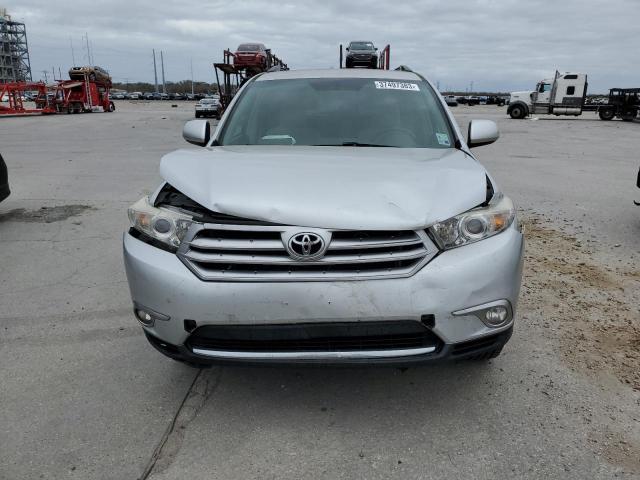 5TDZK3EH0CS061268 - 2012 TOYOTA HIGHLANDER BASE فضي صورة 5