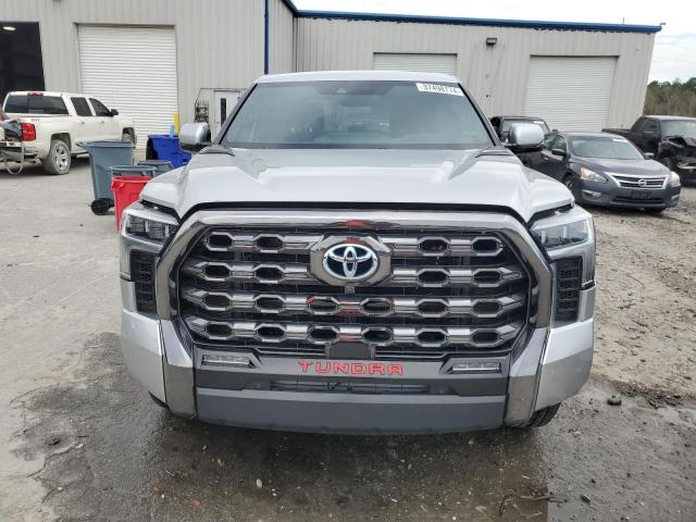 5TFNC5DB4NX004878 - 2022 TOYOTA TUNDRA CREWMAX PLATINUM SILVER photo 5