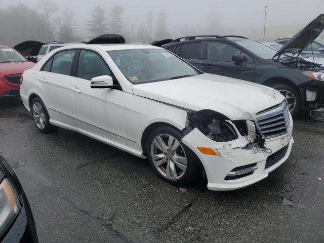 WDDHF8JB2DA736301 - 2013 MERCEDES-BENZ E 350 4MATIC WHITE photo 4