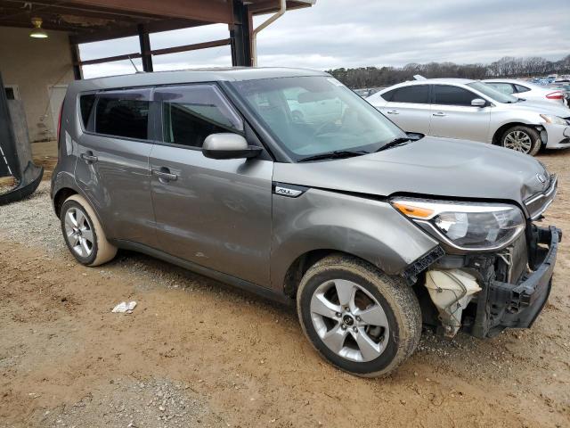 KNDJN2A29H7458530 - 2017 KIA SOUL GRAY photo 4