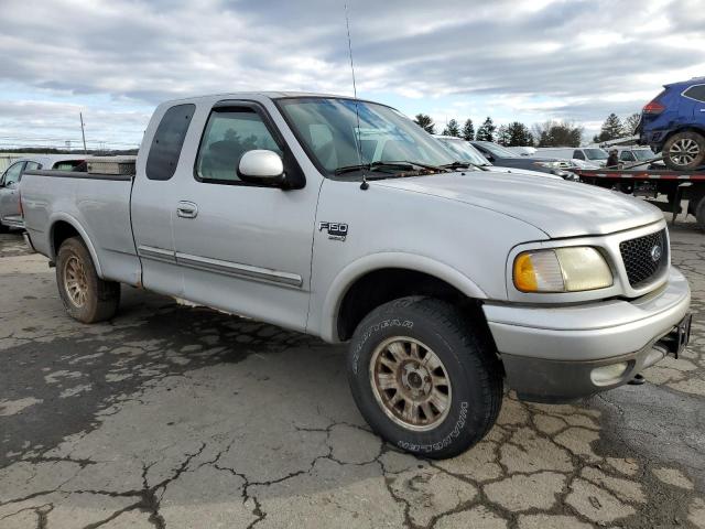 1FTRX18L33NB21166 - 2003 FORD F150 SILVER photo 4