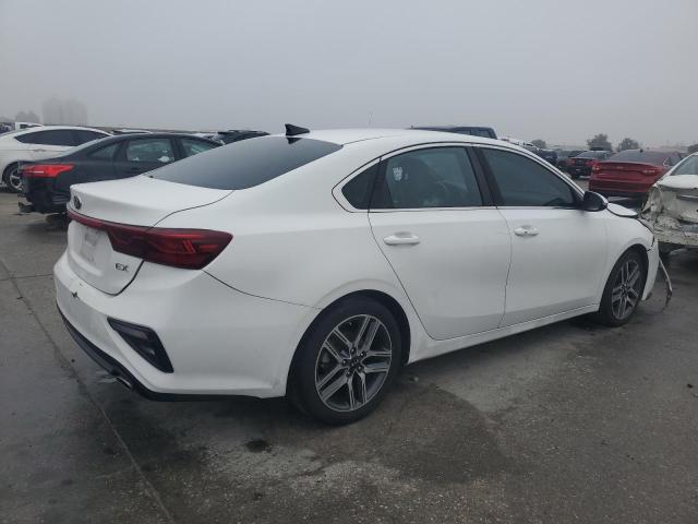 3KPF54ADXKE096427 - 2019 KIA FORTE EX WHITE photo 3